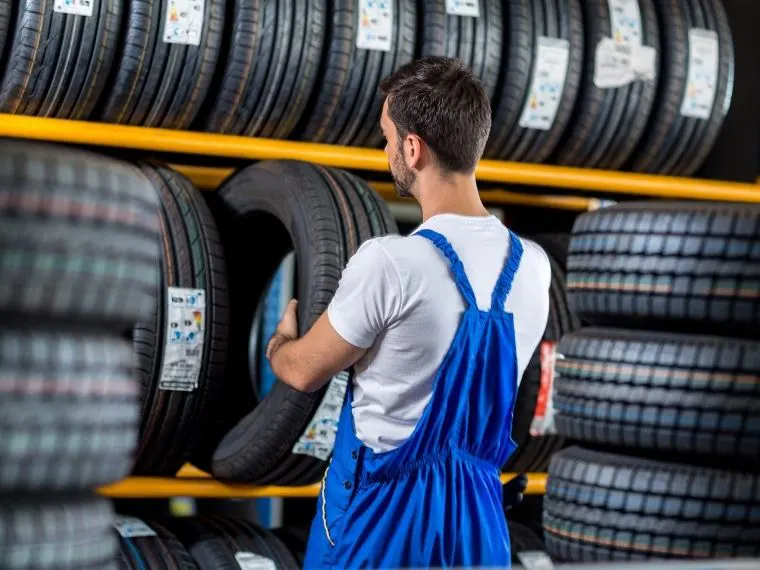 Ayvalık Oto Lastikçi